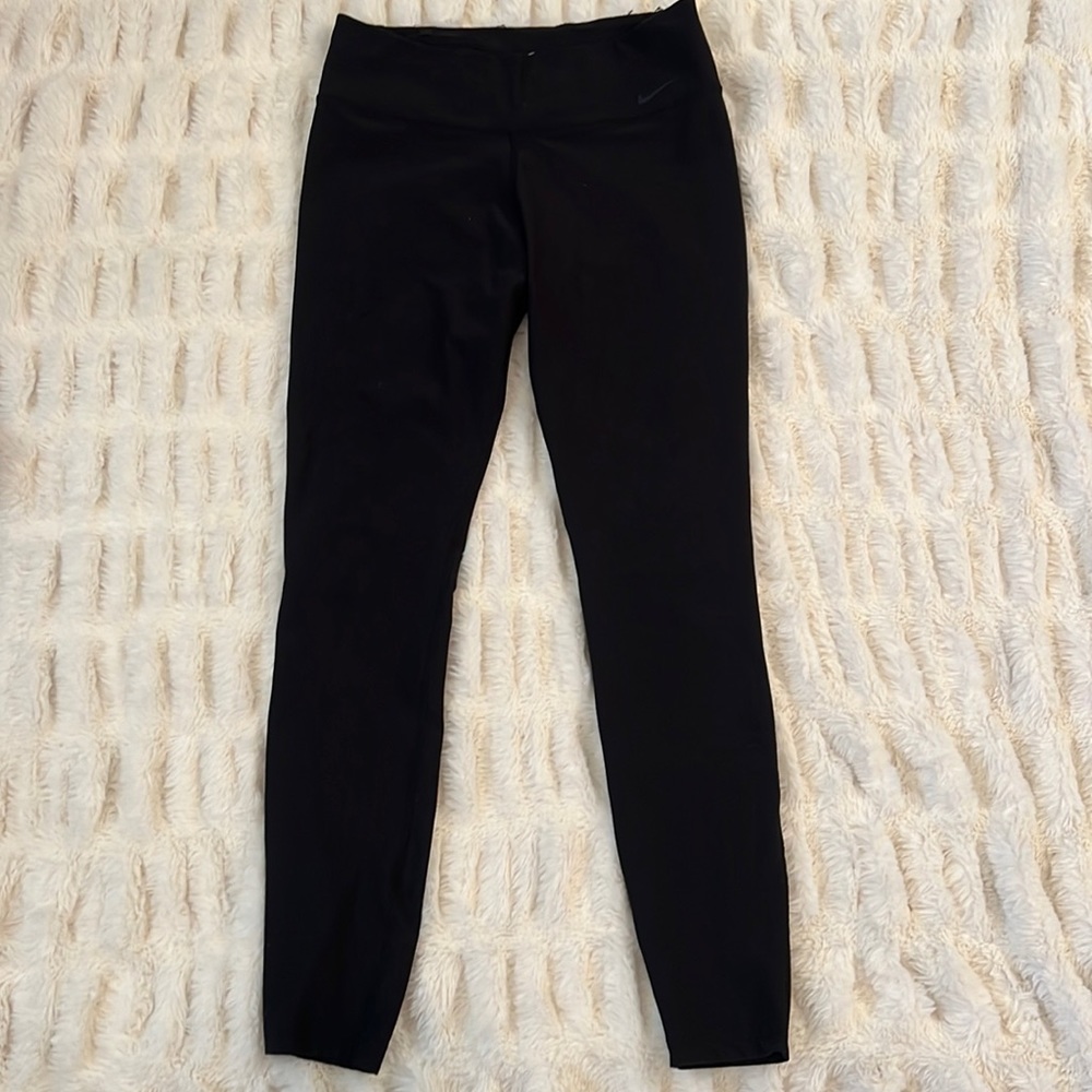 Womens Nike Mid-Rise Dri-Fit Workout Leggings